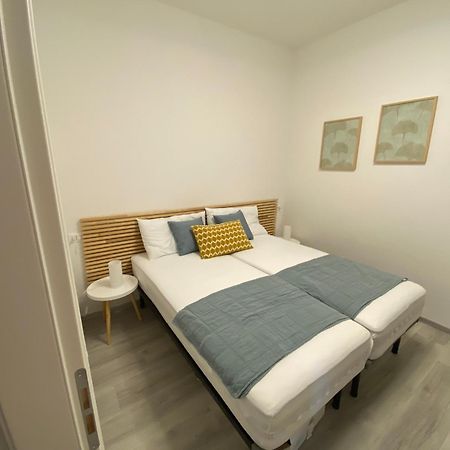 Vittoria Peschiera Apartment Понти Сул Минчо Екстериор снимка