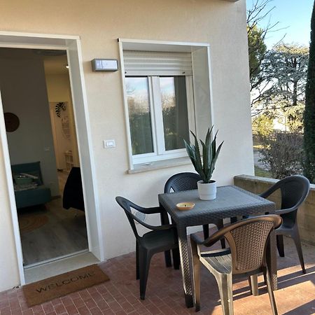 Vittoria Peschiera Apartment Понти Сул Минчо Екстериор снимка