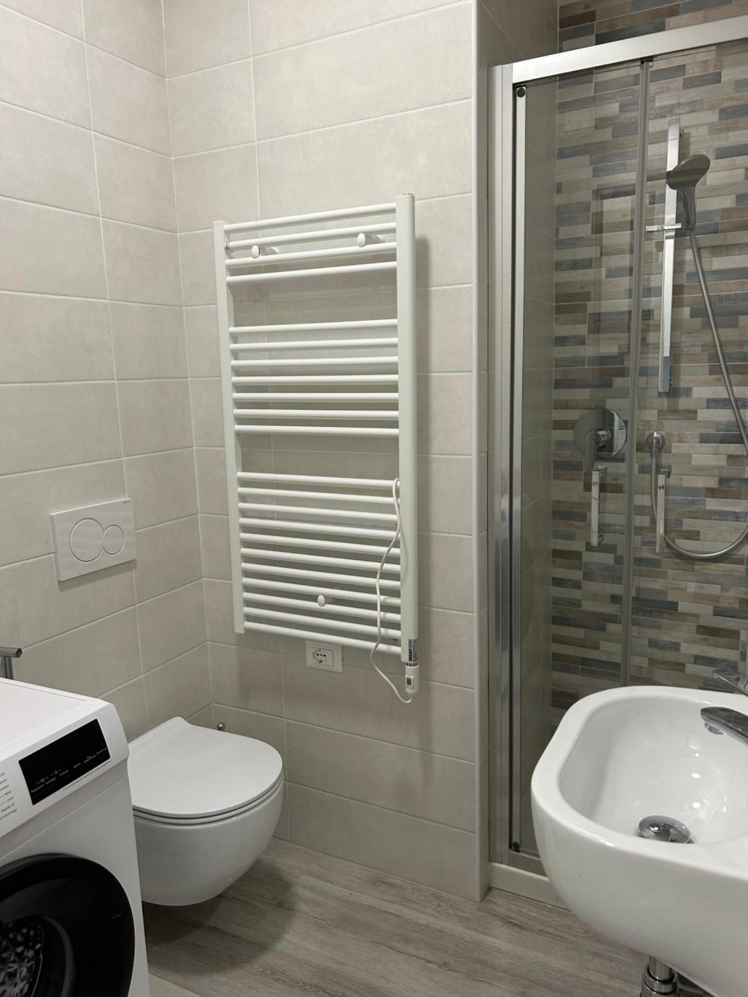 Vittoria Peschiera Apartment Понти Сул Минчо Екстериор снимка